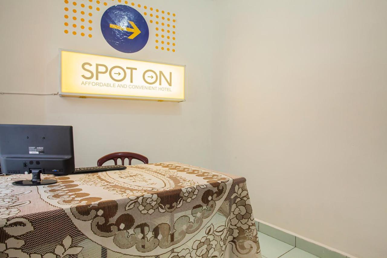 Spot On 2824 Hotel Permata Tongging Kültér fotó
